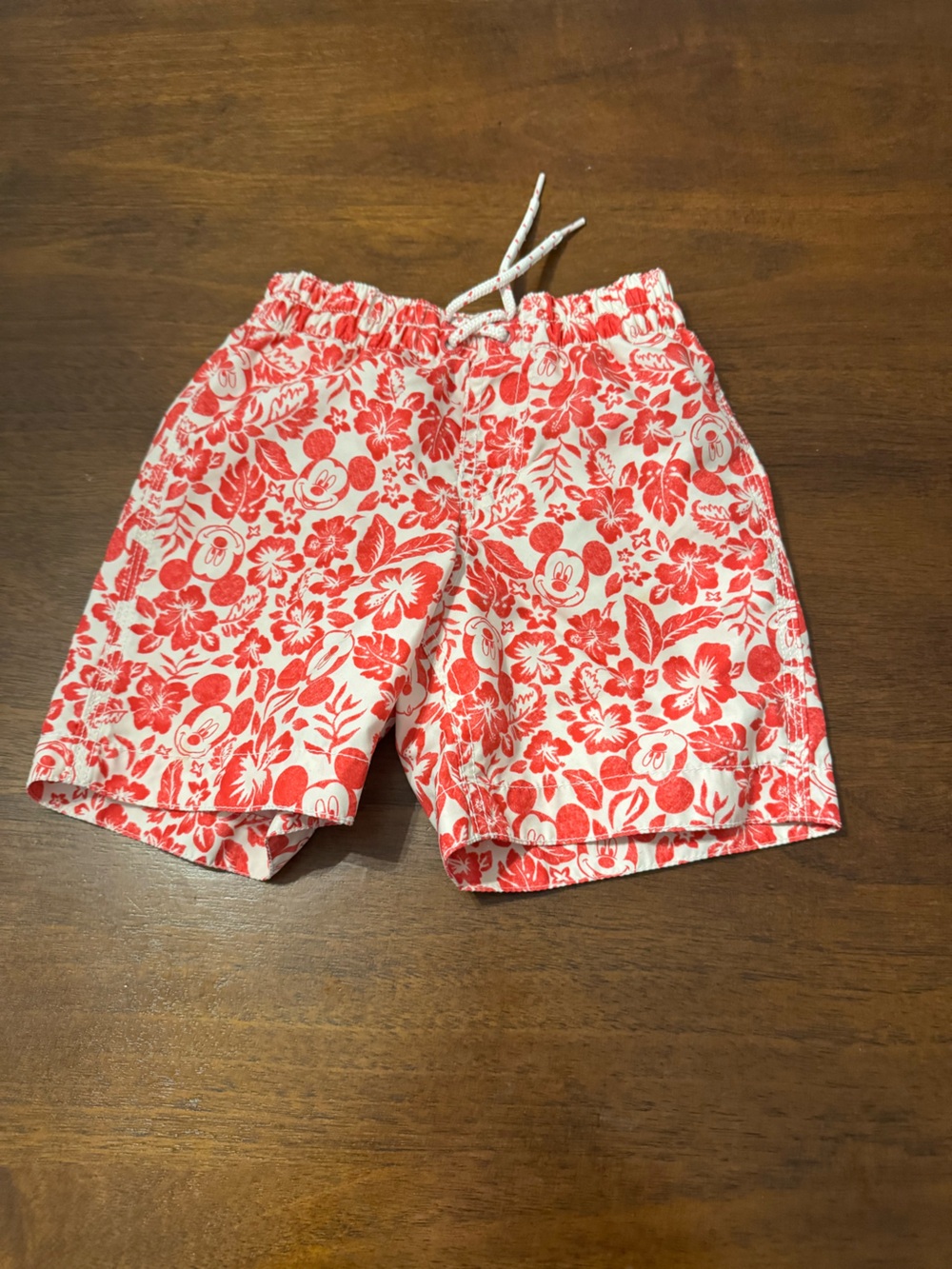 Gap DISNEY 4T Mickey Hawaiian Swim Trunks